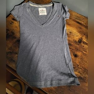 Hollister tee shirt